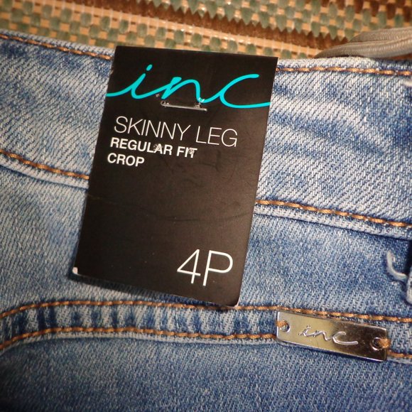 NWT inc Denim SKINNY LEG Crop Blue Jeans Roses - Picture 16 of 16